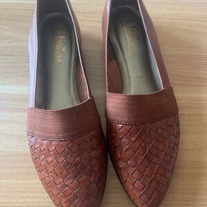Westies Vintage Brown Leather Woven Flats